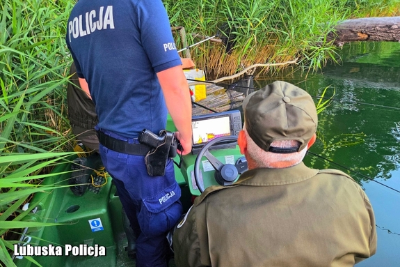 Stanowcze NIE dla kłusownictwa – dzielnicowy i Straż Rybacka wspólnie patrolowali akweny