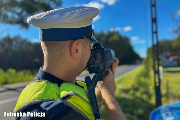 Pędził 102 km/h w obszarze zabudowanym – kierowca stracił prawo jazdy na trzy miesiące