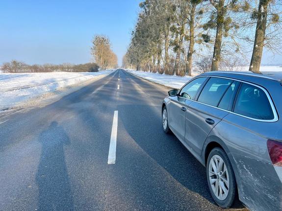 Uwaga kierowcy-trudne warunki na drogach