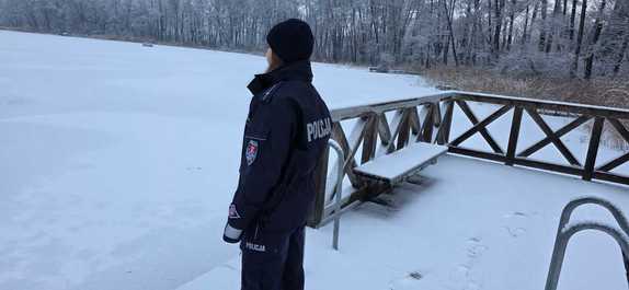 Nie wchodź na lód- to śmiertelne zagrożenie