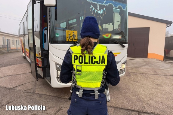 Bezpieczna podróż na zimowisko – priorytet lubuskich policjantów